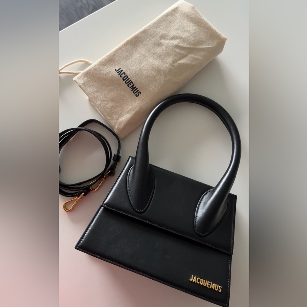 Jacquemus Le grand chiquito